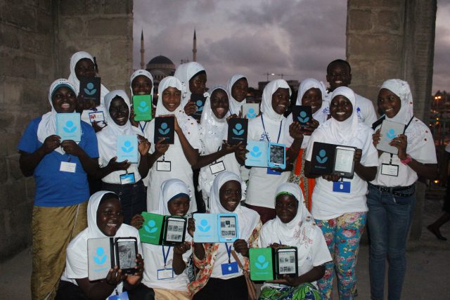 Worldreader launches e-library program at Achievers